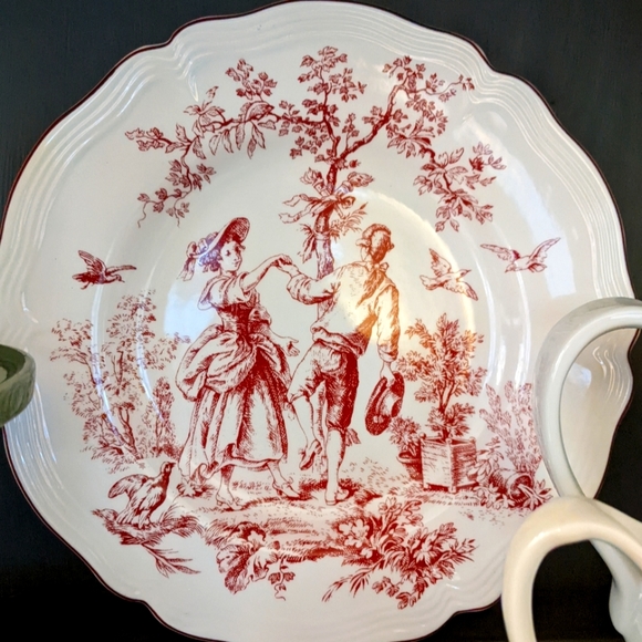 Red/Burgundy New England Toile by Tabletops Unlimited Set of Four - Picture 2 of 7